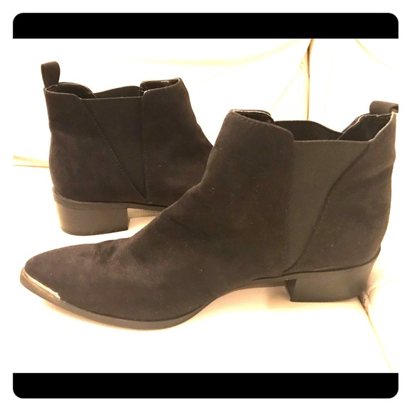 Expression Black Ankle Boots - Picture 1 of 8